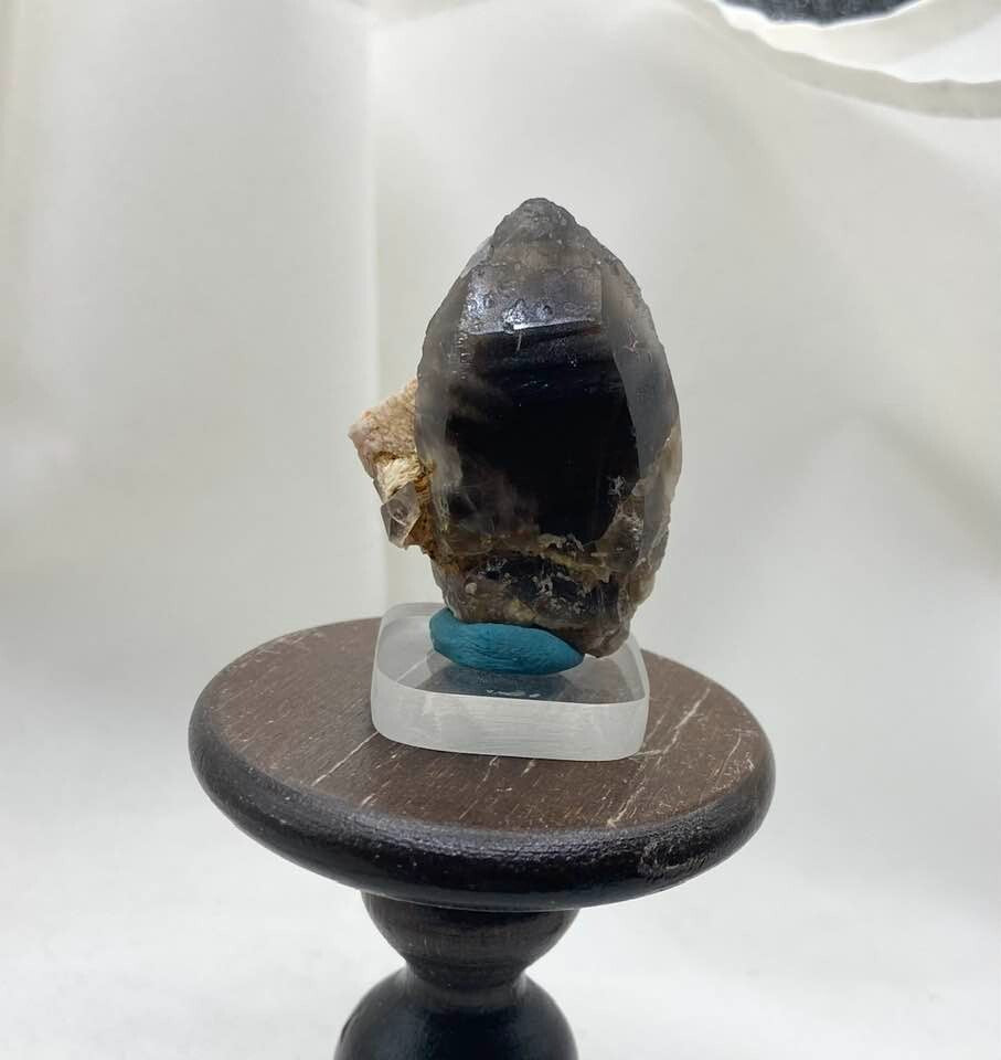 QUARTZ SMOKY CRYSTALS: LAKE GEORGE, TELLER COUNTY, COLORADO, USA -1979 #2