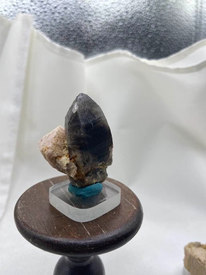 QUARTZ SMOKY CRYSTALS: LAKE GEORGE, TELLER COUNTY, COLORADO, USA -1979 #2