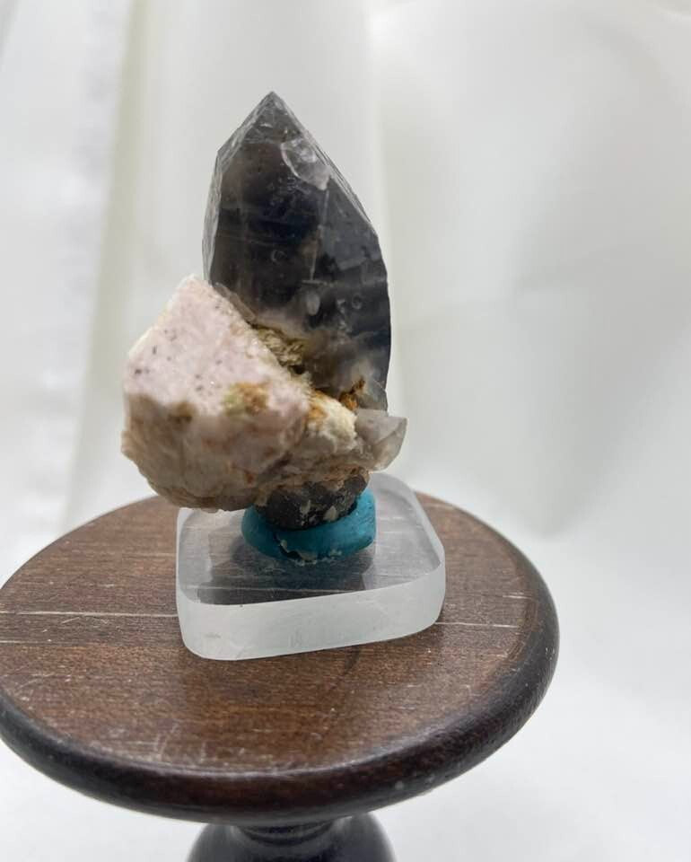 QUARTZ SMOKY CRYSTALS: LAKE GEORGE, TELLER COUNTY, COLORADO, USA -1979 #2