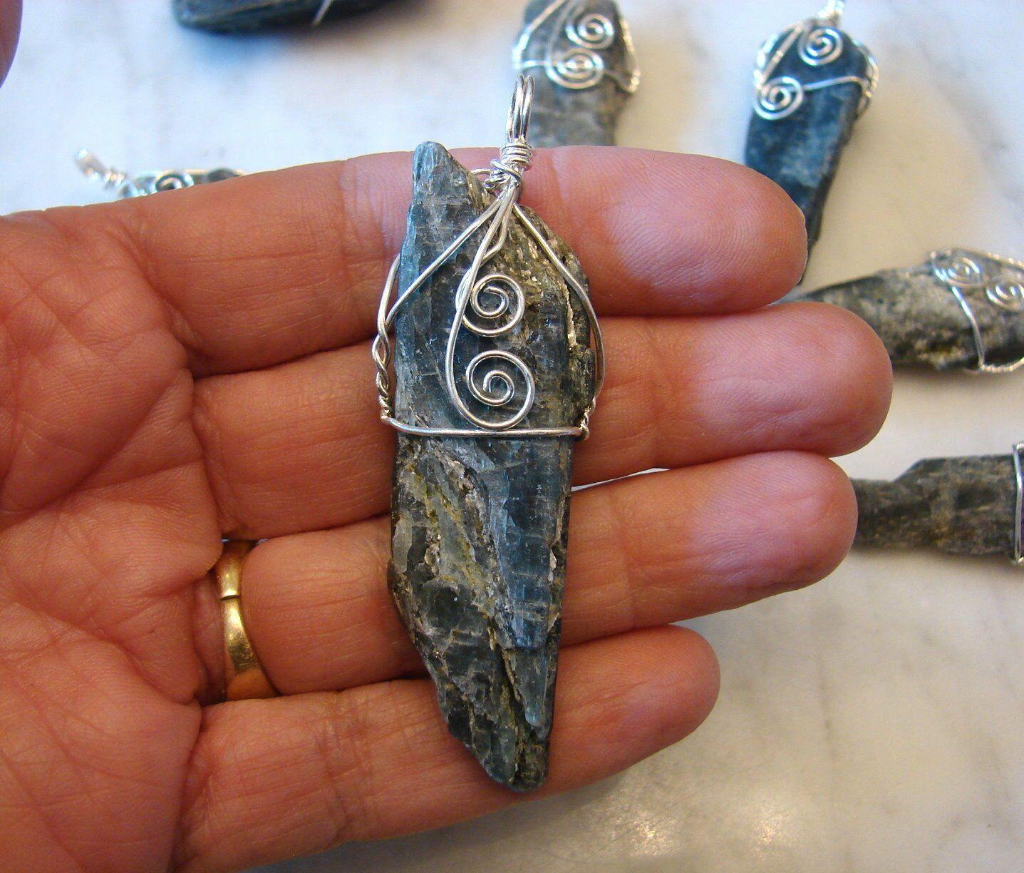 1 Beautiful Natural Blue Kyanite Gemstone Pendant Necklace - Psychic Pathways