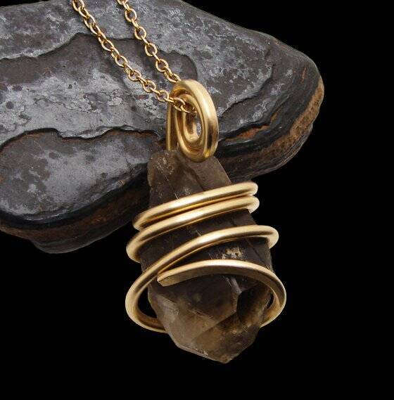 RARE BLACK DRAGON QUARTZ PENDANT IN BRONZE MERLIN'S GOLD #462