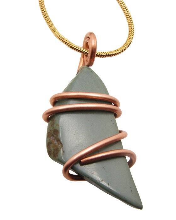 84 cts - NEW RADIANCE JASPER ART AMULET PENDANT Necklace COPPER #102