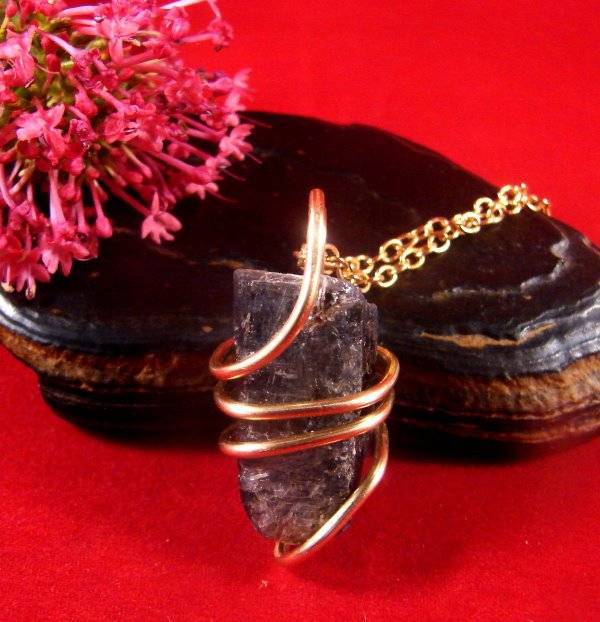 Blue Kyanite Gemstone Pendant Necklace MERLIN'S GOLD 113