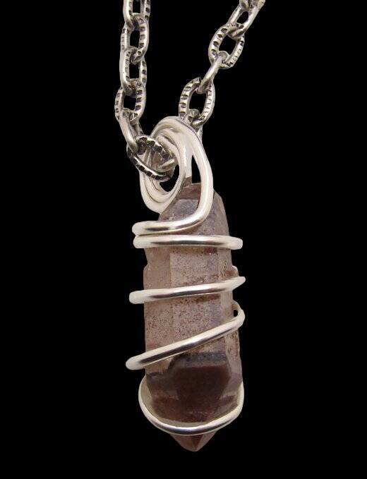 RARE BLACK DRAGON QUARTZ PENDANT IN SILVER PLATED COPPER #603