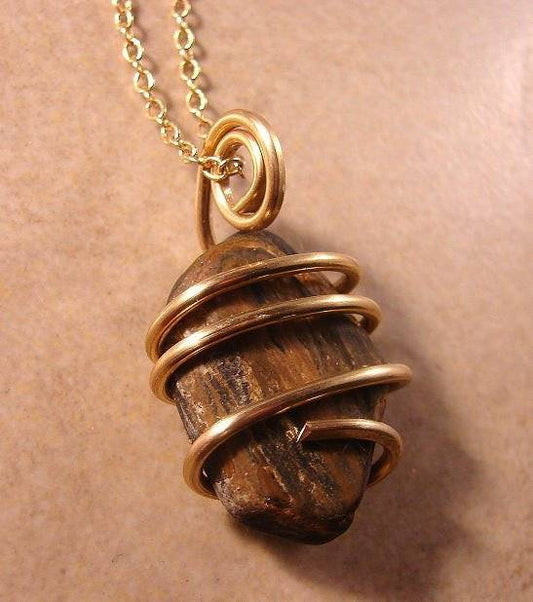 PENDANT OF OLDEST STONE IN THE WORLD 2 BILLION YEAR OLD GENESIS STONE GOLD #404