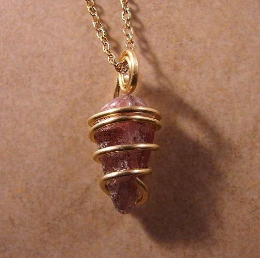 RARE NATURAL TANZURINE RED CHERRY QUARTZ PENDANT IN BRONZE MERLIN'S GOLD 23