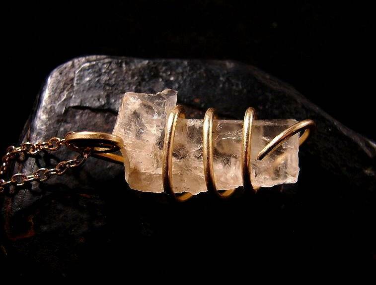 PETALITE AMULET PENDANT -THE INTENT CRYSTAL IN BRONZE! #104