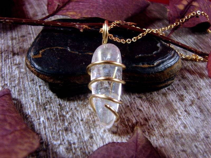 FANTASY AURA TITANIUM CRYSTALAMULET NECKLACE BRONZE GOLD REIKI #13