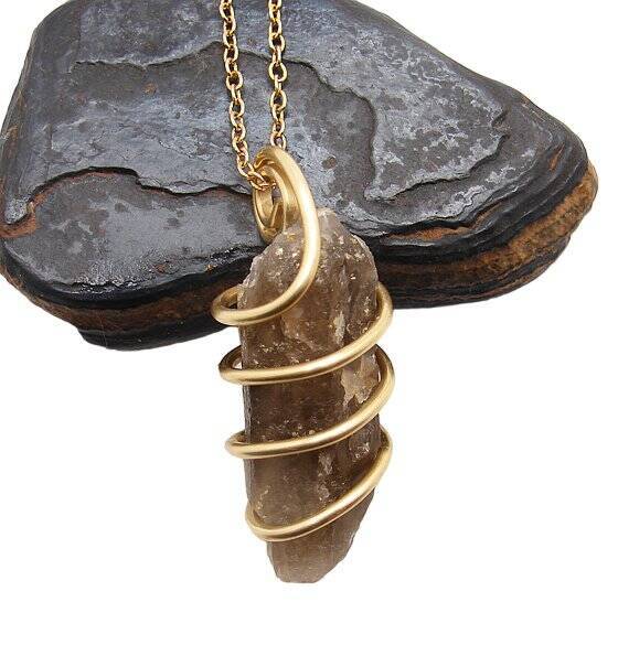 RARE BLACK DRAGON QUARTZ PENDANT IN BRONZE MERLIN'S GOLD 903