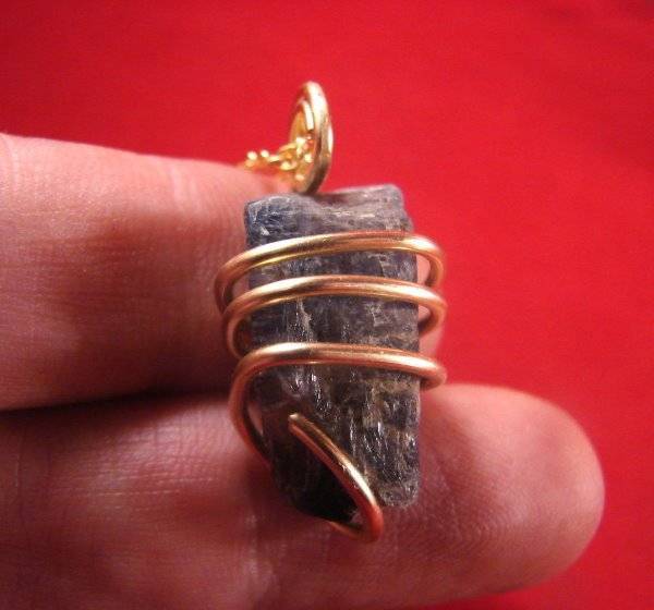 Blue Kyanite Gemstone Pendant Necklace MERLIN'S GOLD 113